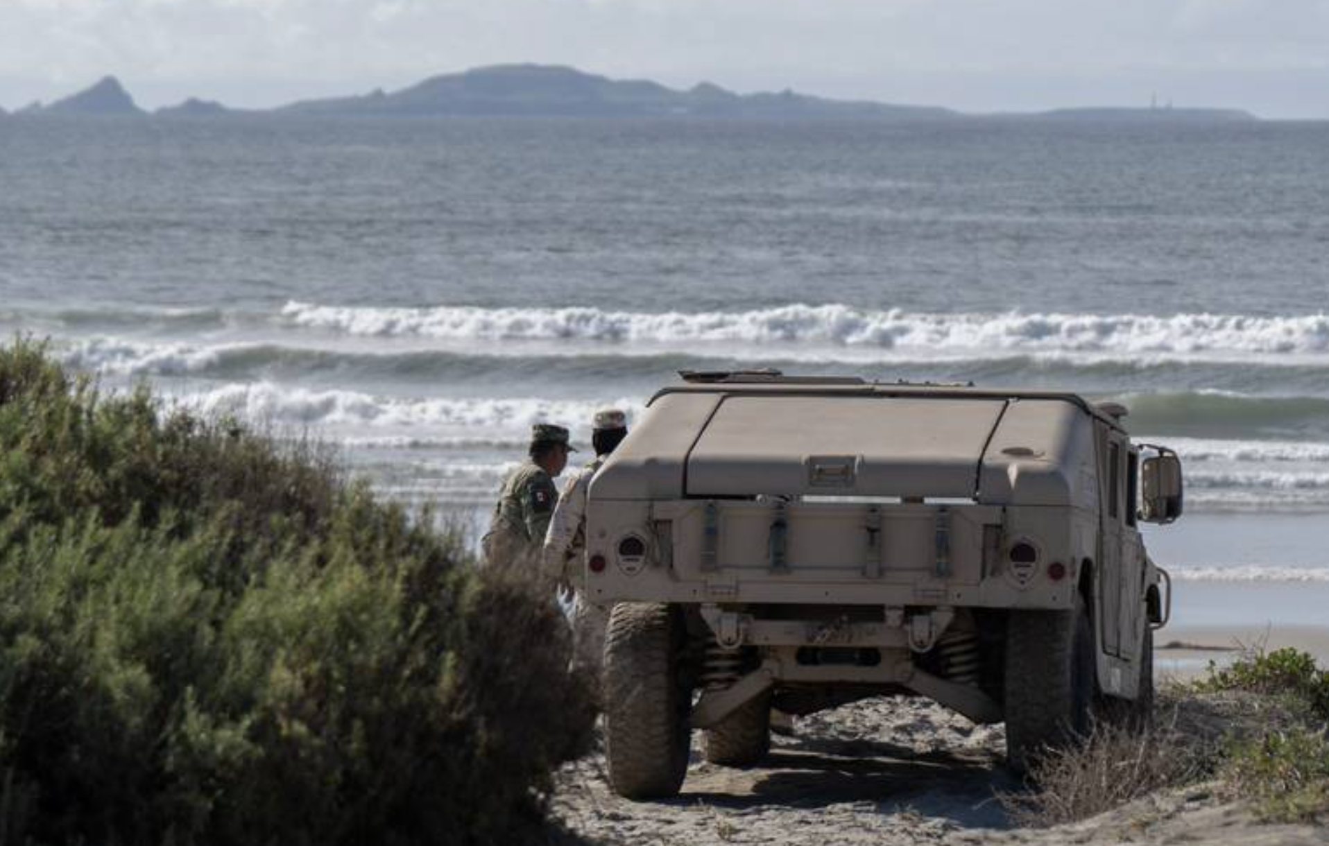 Detienen a líder militar tras muerte de cadetes ahogados en BC